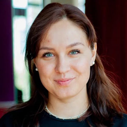 Майинна Кравченко